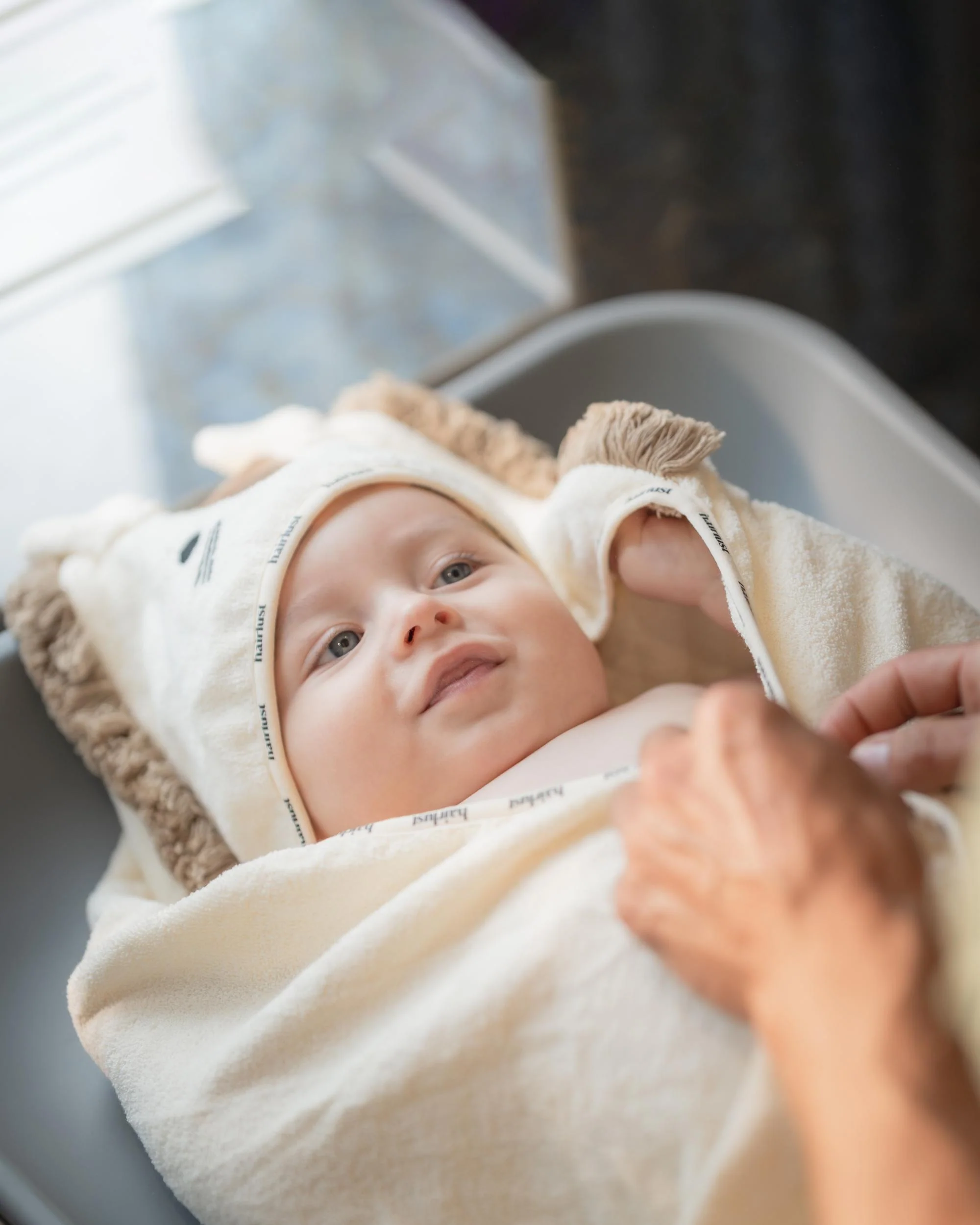 Bamboo Baby Hooded Towel, Leeuw - Image 4