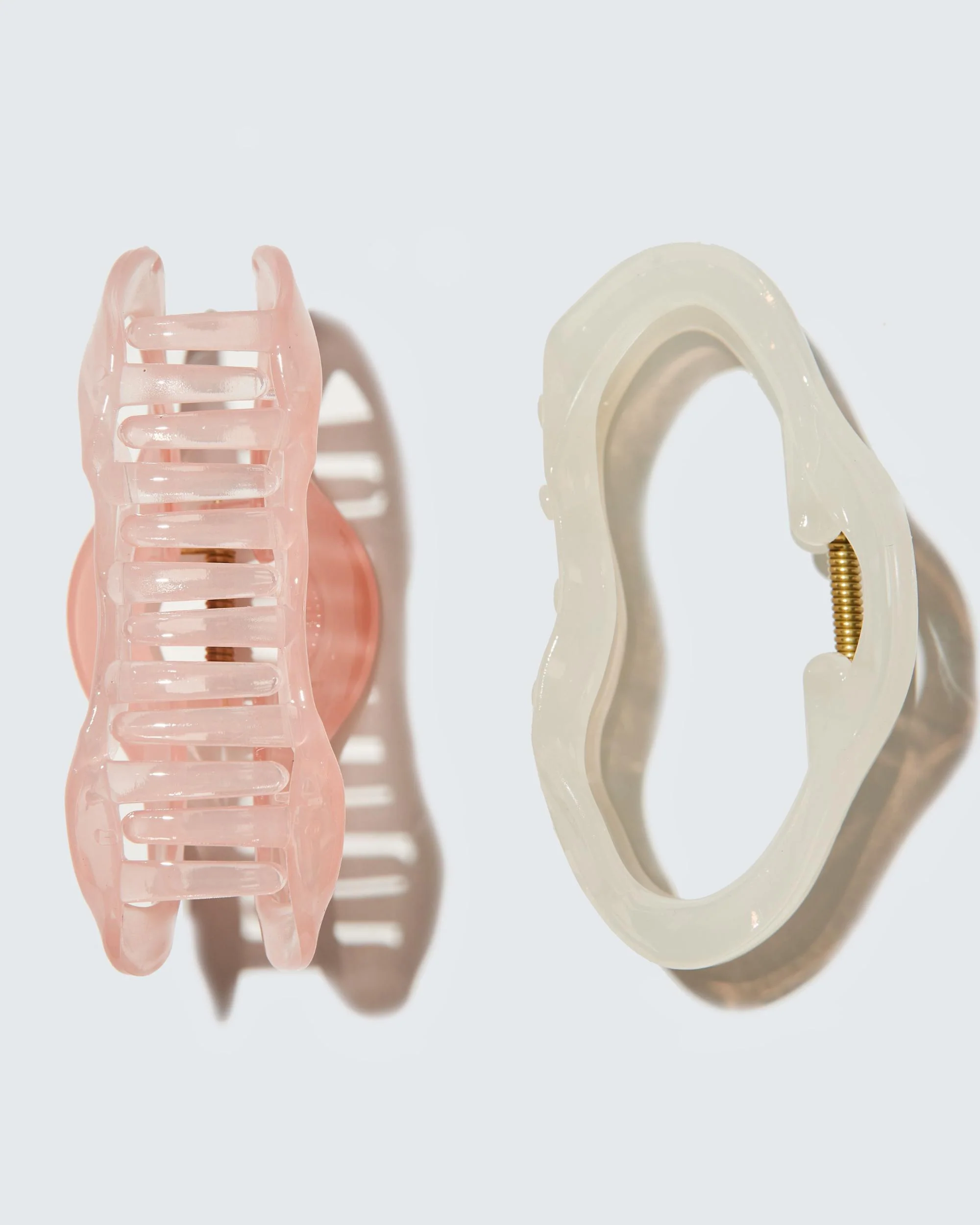 Large Claw Hair Clips, Cloud, 2-Pack, Peach/Ivoor - Image 4