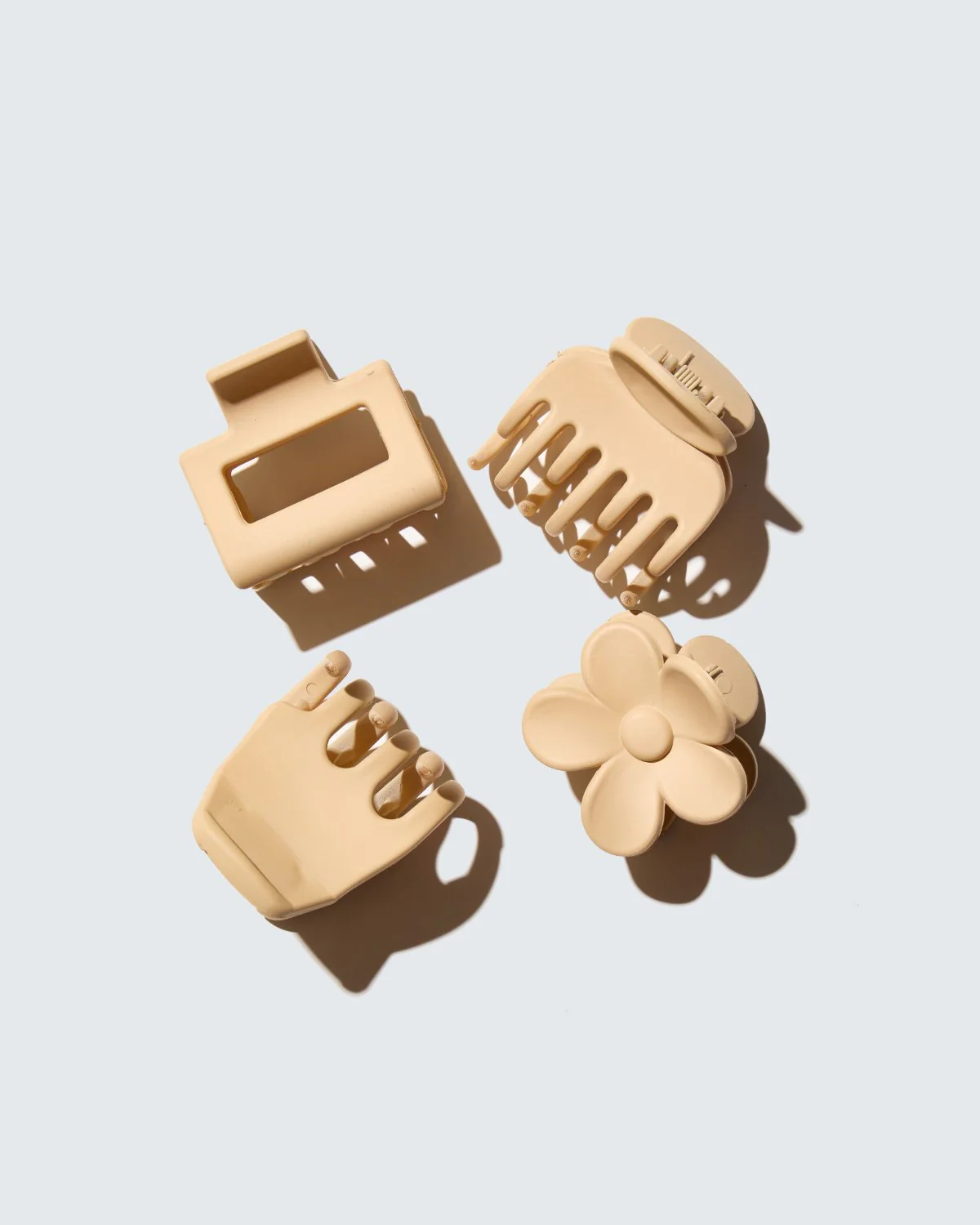 Small Claw Hair Clips, 4-Pack, Beige - Image 4