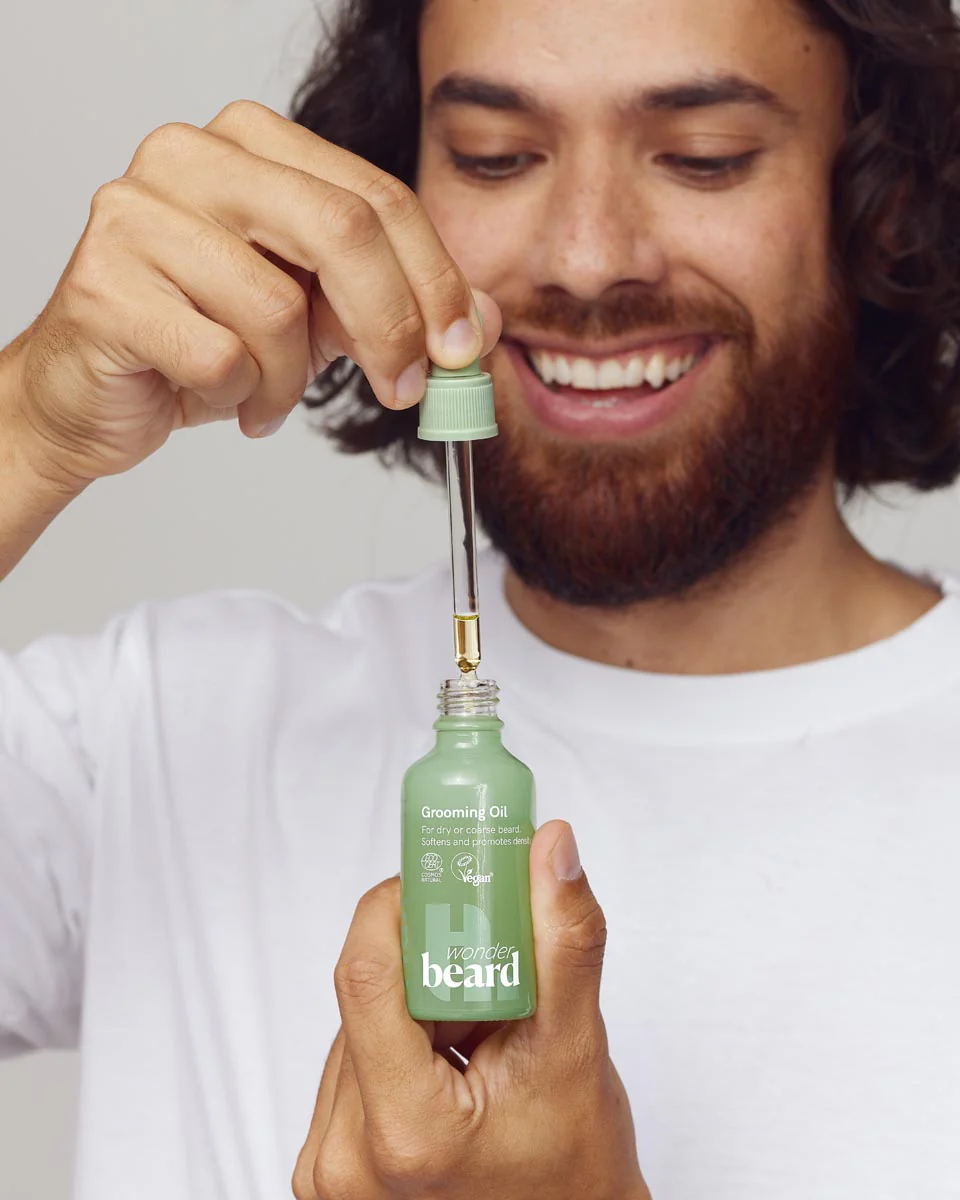 Wonder Beard™ Grooming Oil - Image 4